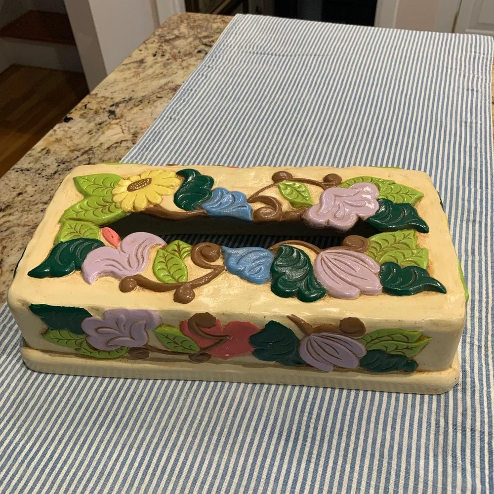 Vintage Floral Ceramic Tissue Box with Multicolor Design